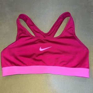 pink nike sports bra